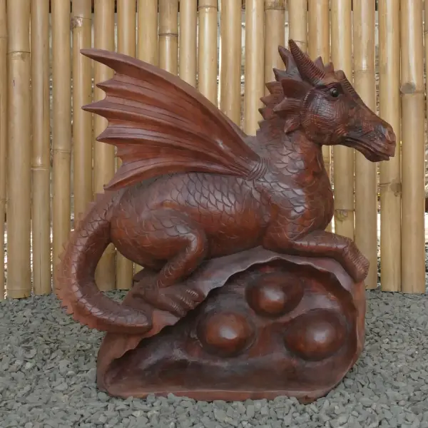 Product image 5 of the product “Dragon with leg lifted on the right made from suar wood, about 50cm Height ”